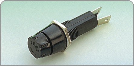 使用保險絲座過程中出現(xiàn)壞了情況要怎么檢查？